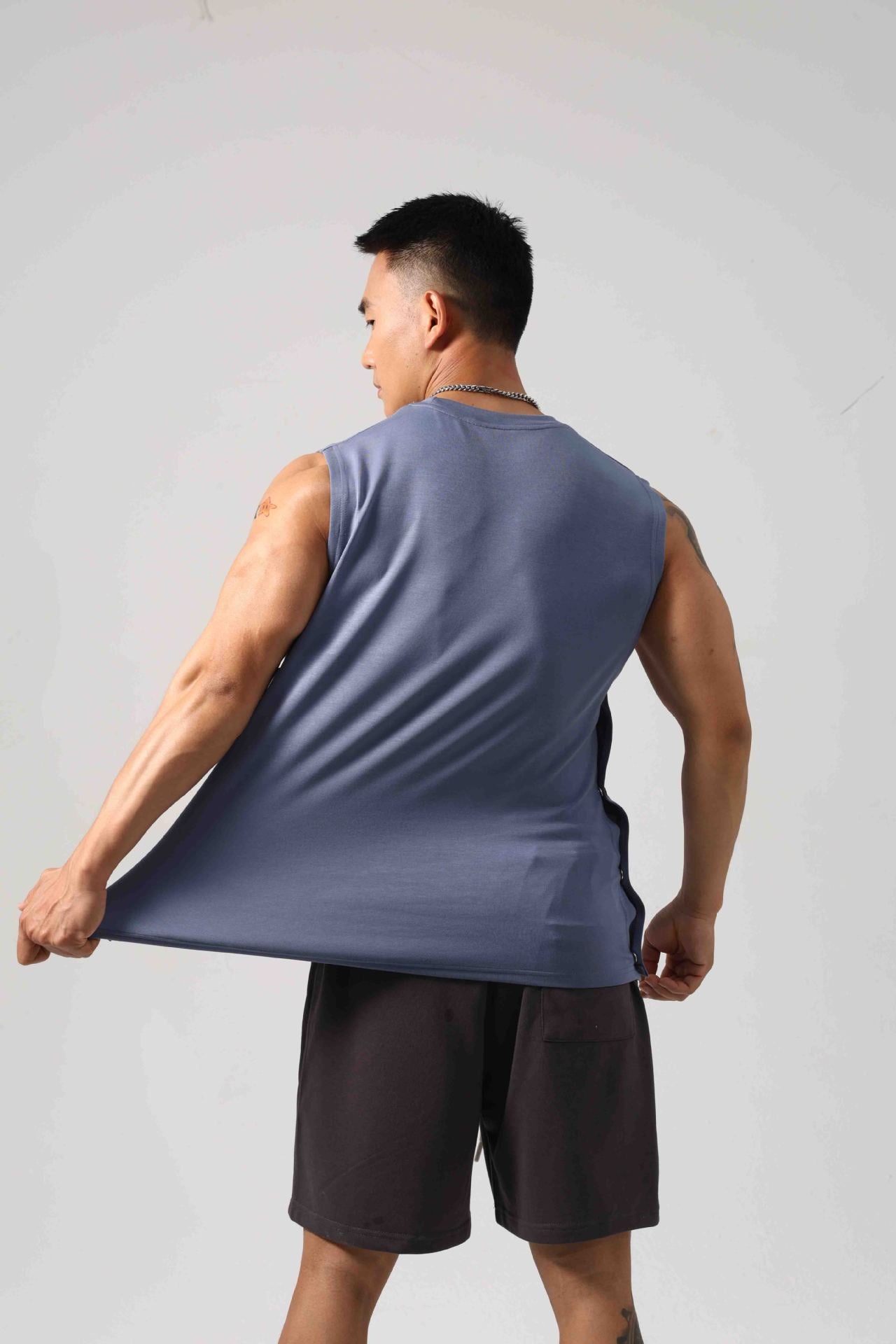 Korean Style Fitness Sports Loose Vest Can Be Opened On Both Sides Hidden Hook Design