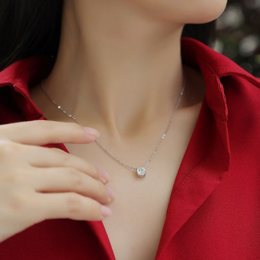 Four Claw Plated PT950 Moissanite Pendant