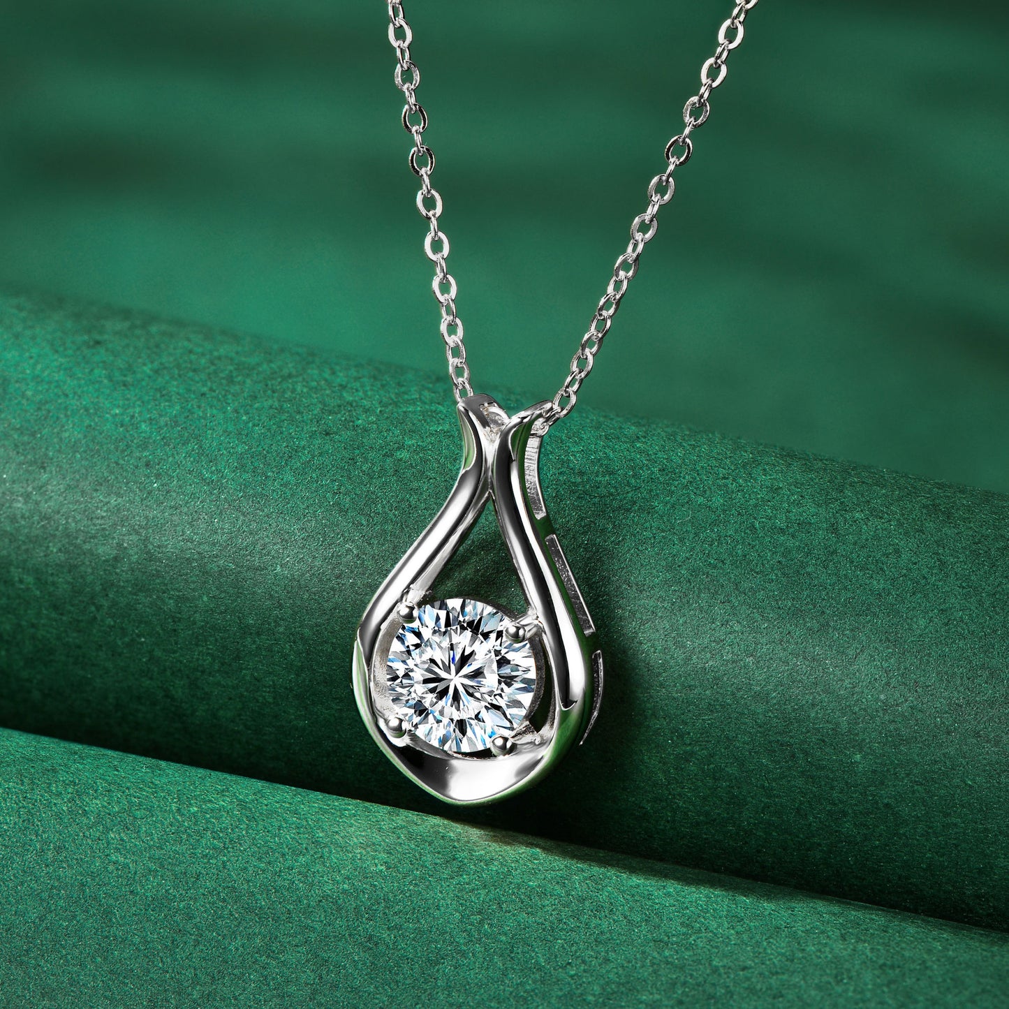 Minimalist Versatile And Sophisticated Waterdrop Moissanite Pendant For Women