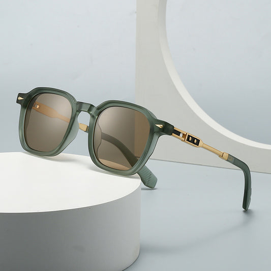 Round-frame Metal Sunglasses